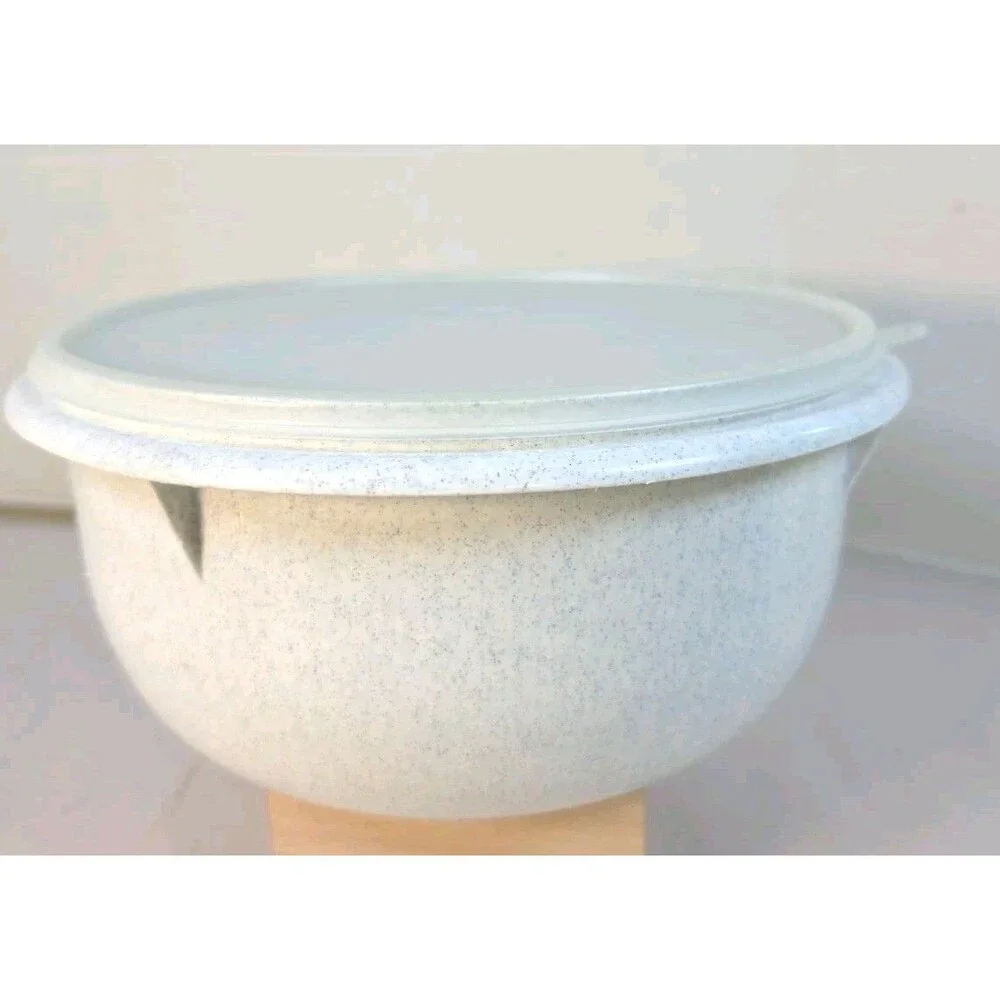 Vintage Tupperware Classic Mixing Bowl Speckled w/ Sheer Lid